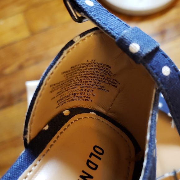 Carter size 7 Smartfit size 6.5 old Navy size 6 - Picture 4 of 12